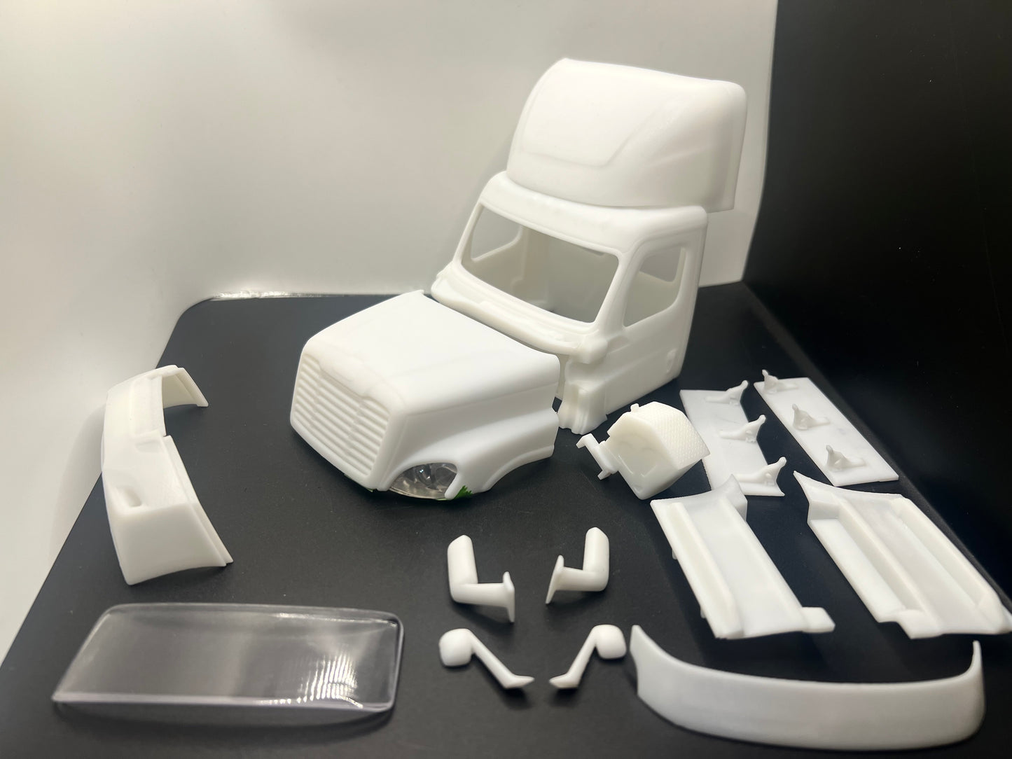 Freightliner Cascadia First Gen Resin Model Truck Conversion Day Cab 1/24 & 1/25 Scales