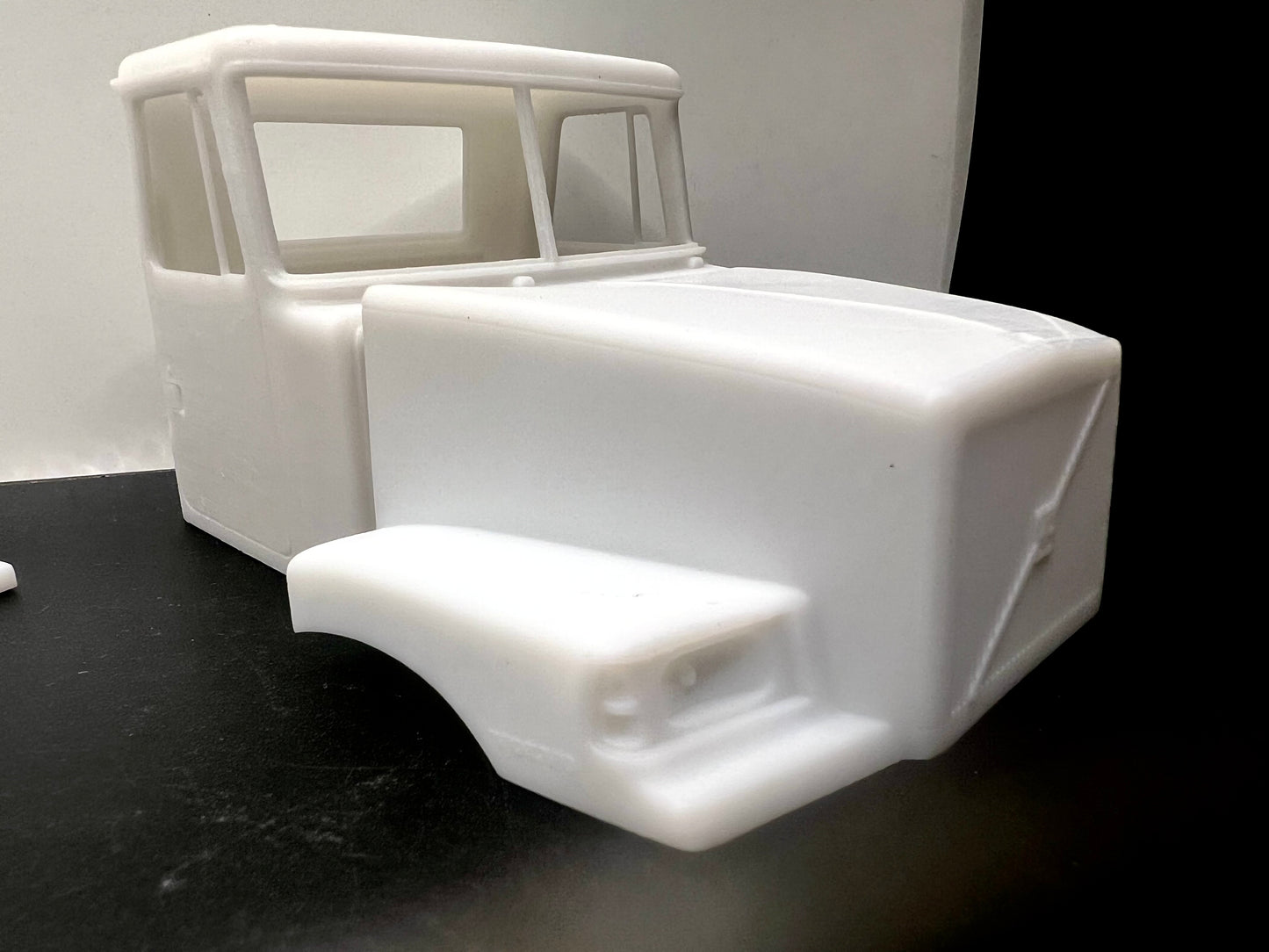 White Volvo WIA 64 Resin Scale Model Truck conversion Cab (day), 1/24, 1/25, 1/32 scales