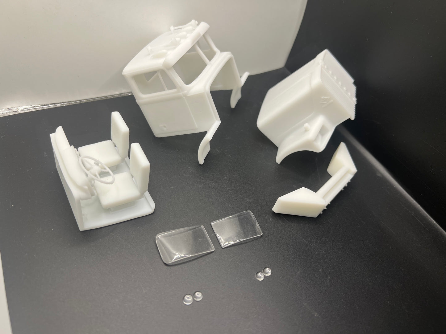Diamond Reo Raider resin model truck conversion cab kit, 1/24, 1/25, 1/32 scales