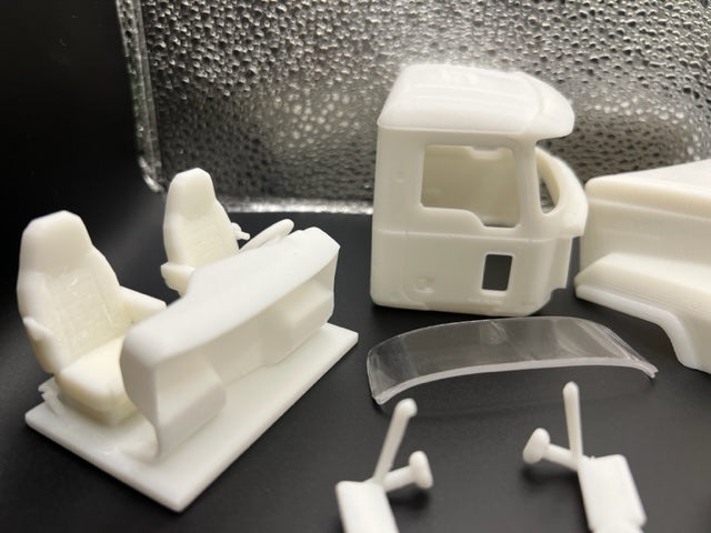 Mack CL700 Resin Model Truck Day Cab conversion kit( standard style grille) 1/24, 1/25, 1/32 scales