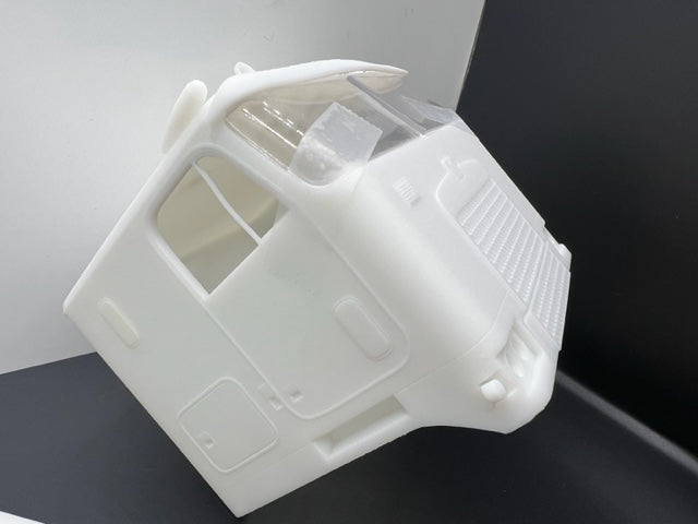 Diamond Reo Royale resin model truck conversion cab ( sleeper version) 1/24, 1/25, 1/32 scales