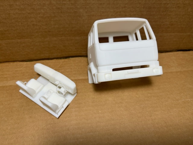 British Leyland Freighter, Constructor resin model truck conversion cab ( sleeper version) 1/24, 1/25, 1/32