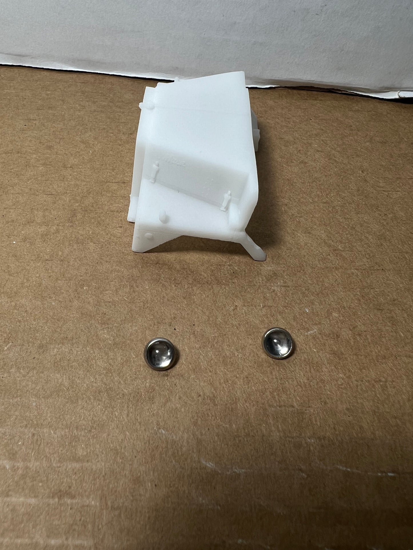 1/34 First Gear Mack DM 600 steel style resin model truck conversion hood