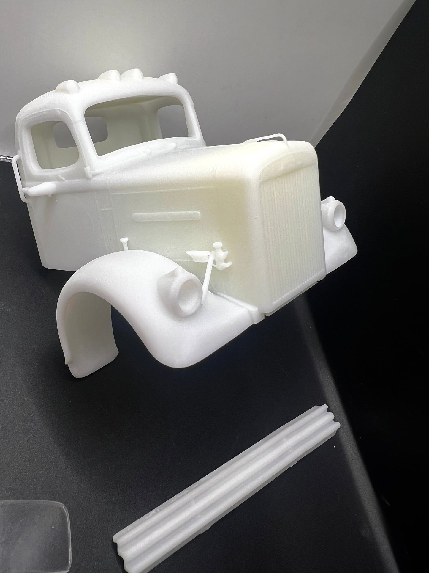 White Mustang Resin Model Truck Conversion Cab 1/24, 1/25, 1/32 Scales