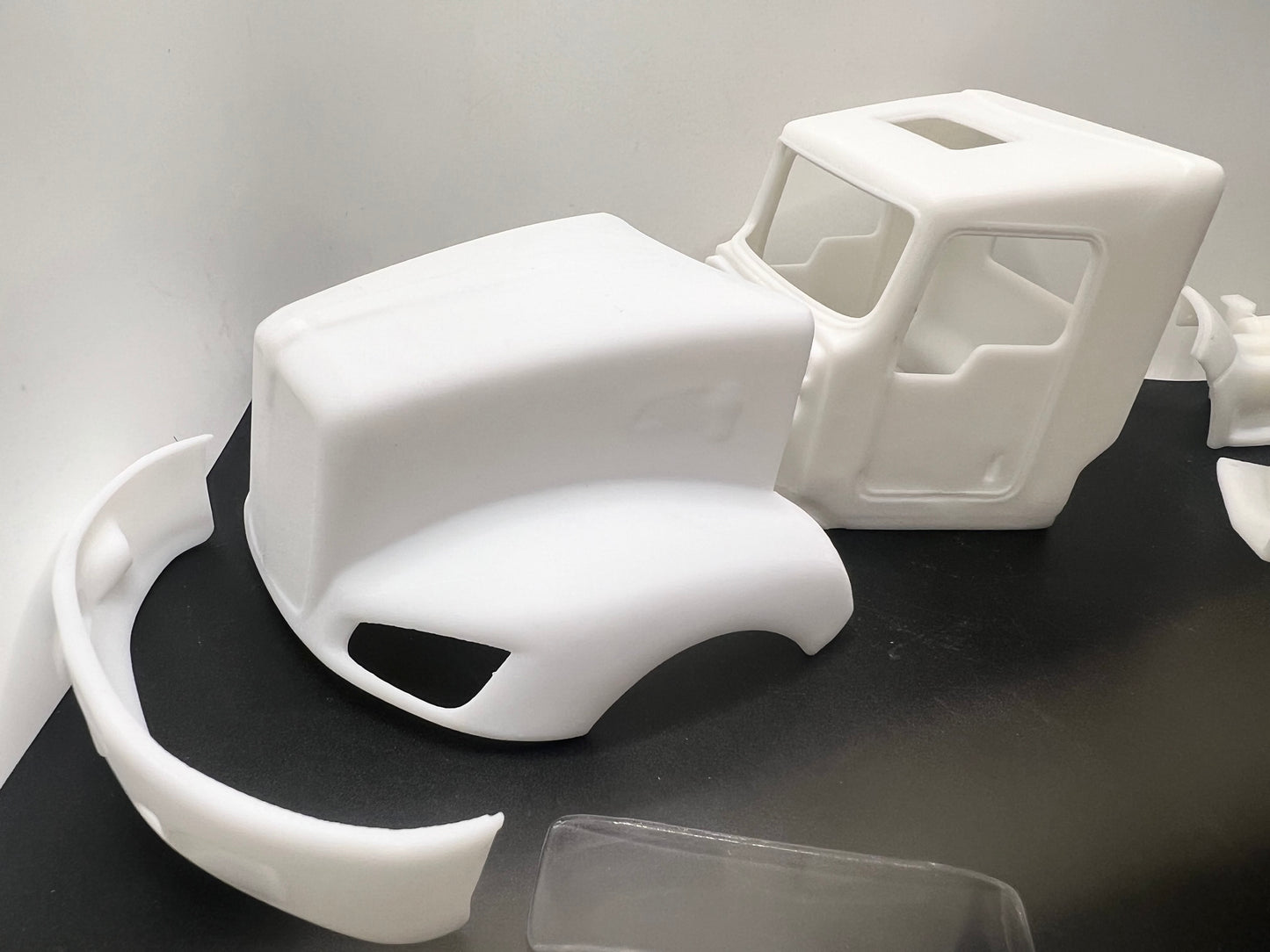 Kenworth T660 Resin Aero Day Cab & Hood Model Truck Conversion Cab Kit, 1/24, 1/25, 1/32 scales (Copy)