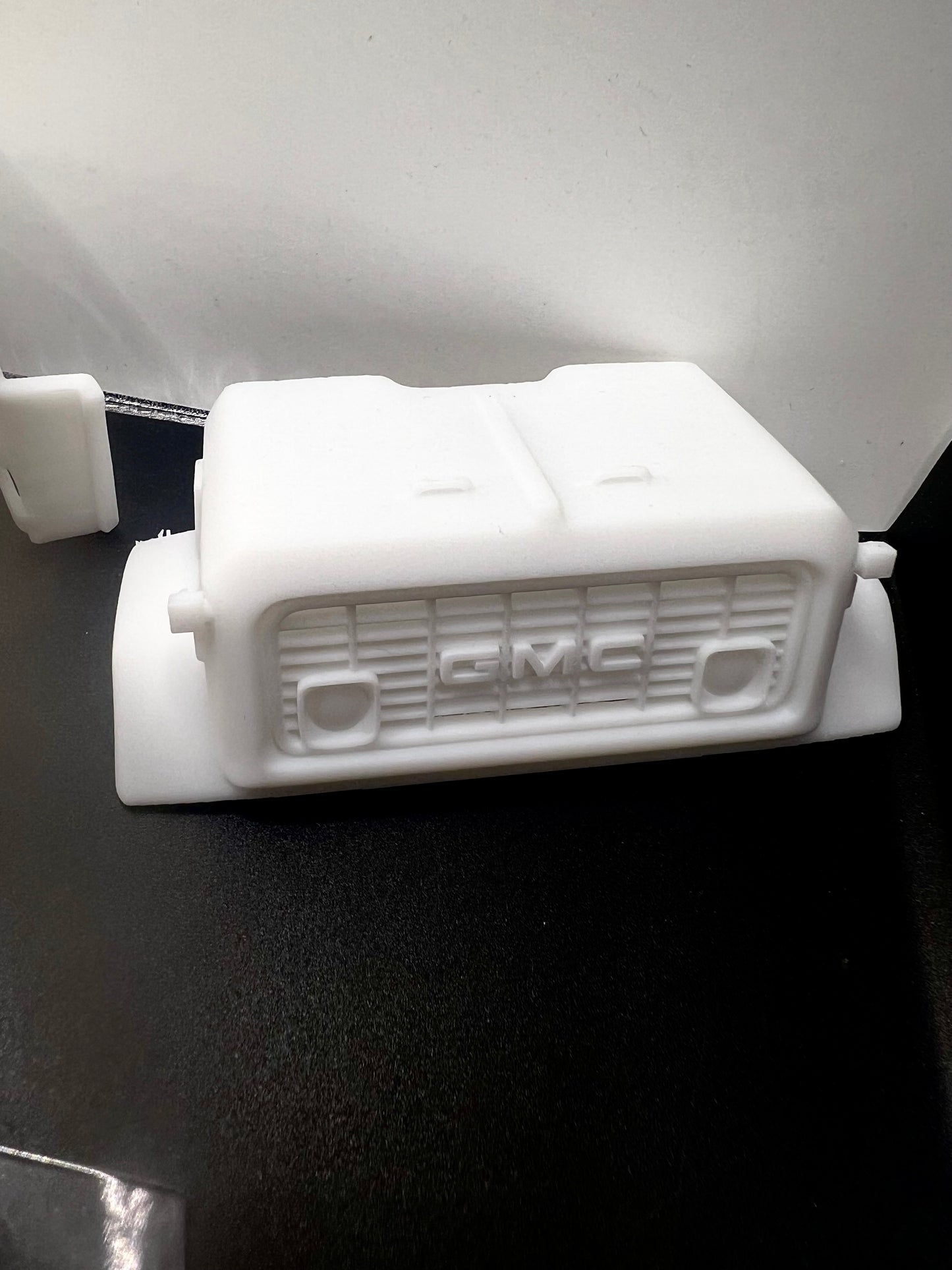 GMC 9500 Short hood Resin Model Truck Conversion Cab, 1/32, 1/25, 1/24 Scales