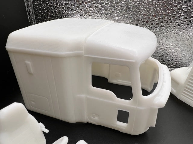 1/32 Mack CL 56" Low Rise Sleeper Resin Model Truck conversion cab