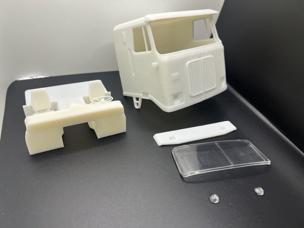 White Road Commander Sleeper Cab Resin Model Truck Conversion in 1/24 ...