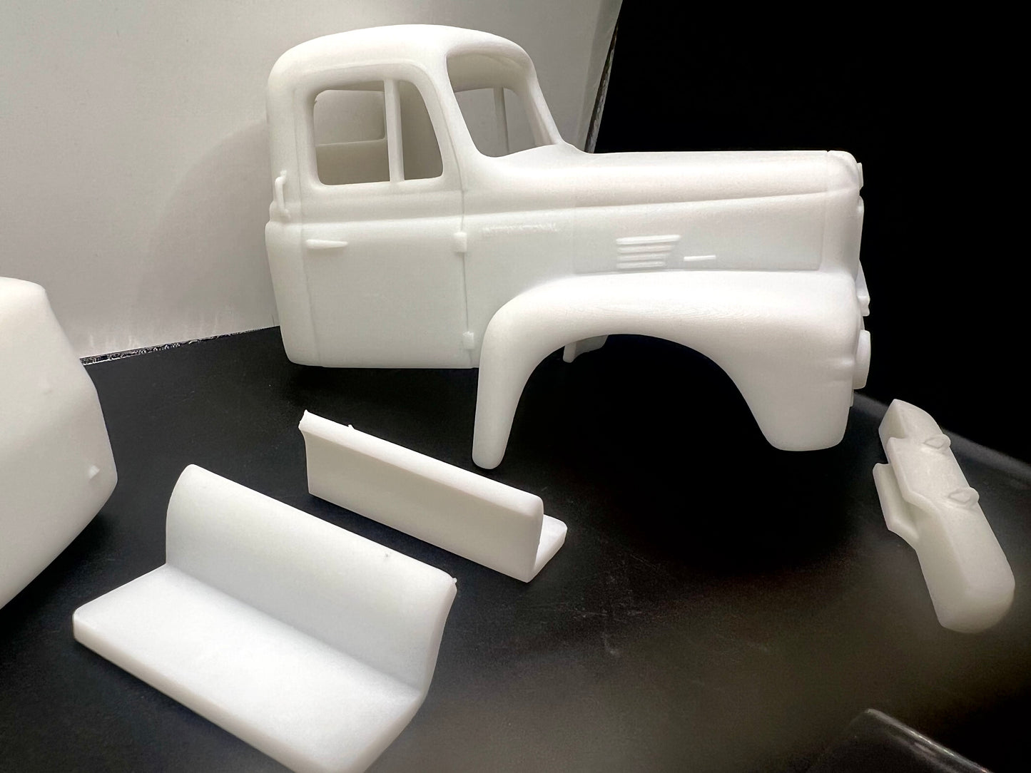 International BCF Resin Model Truck Conversion Cab, 1/25, 1/32 Scales
