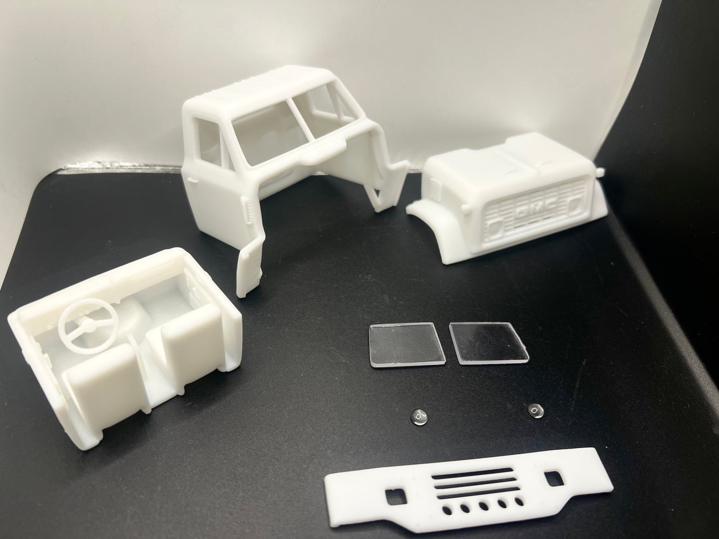 GMC 9500 Short hood Resin Model Truck Conversion Cab, 1/32, 1/25, 1/24 Scales