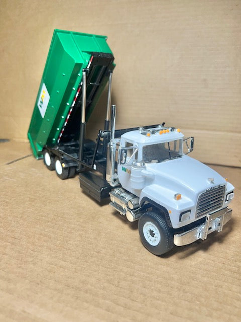 Mack RD 690 / 688 Resin Model Truck Conversion Cab 1/24, 1/25, 1/32 and 1/34 scales