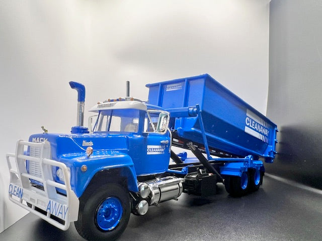 Mack R Model Model Kit 1/25 Mack R 600 model resin model truck Australian / NZ style conversi ...