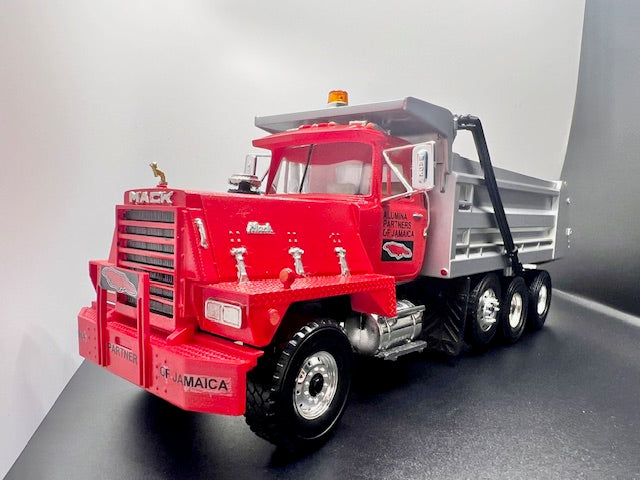 Mack RD 800 resin model truck conversion cab kit, 1/24, 1/25, 1/32, 1/34 scales