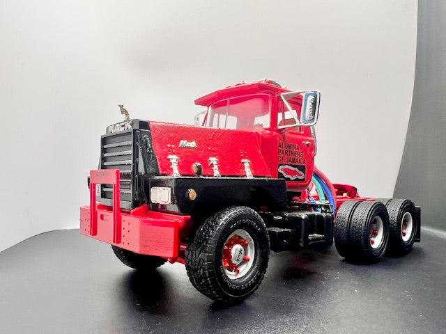 Mack RD 800 resin model truck conversion cab kit, 1/24, 1/25, 1/32, 1/34 scales